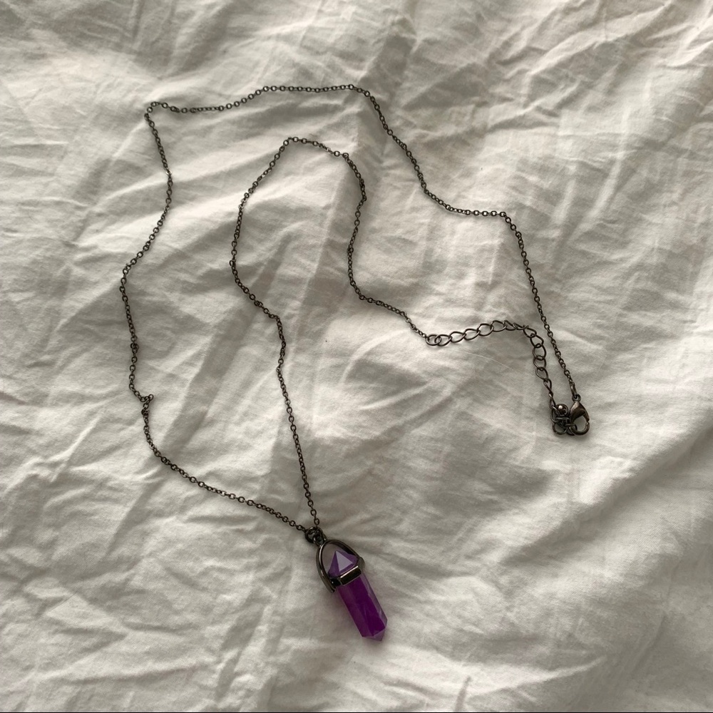 🔮 LOVEsick Long Purple Crystal Necklace 🔮 - Picture 2 of 3